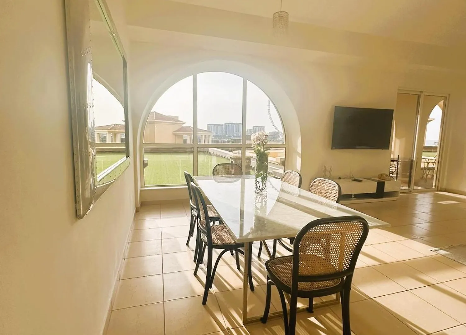 5-Bed, Beachfront Very Spacious Entire Home In Jbr Dubai United Arab Emirates