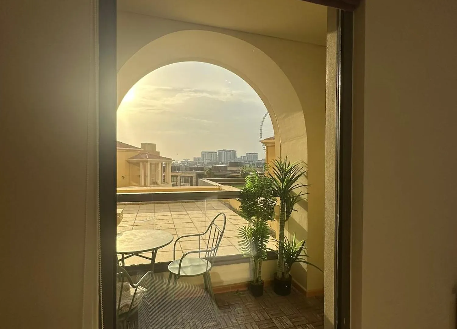 5-Bed, Beachfront Very Spacious Entire Home In Jbr Dubai 0*,  United Arab Emirates