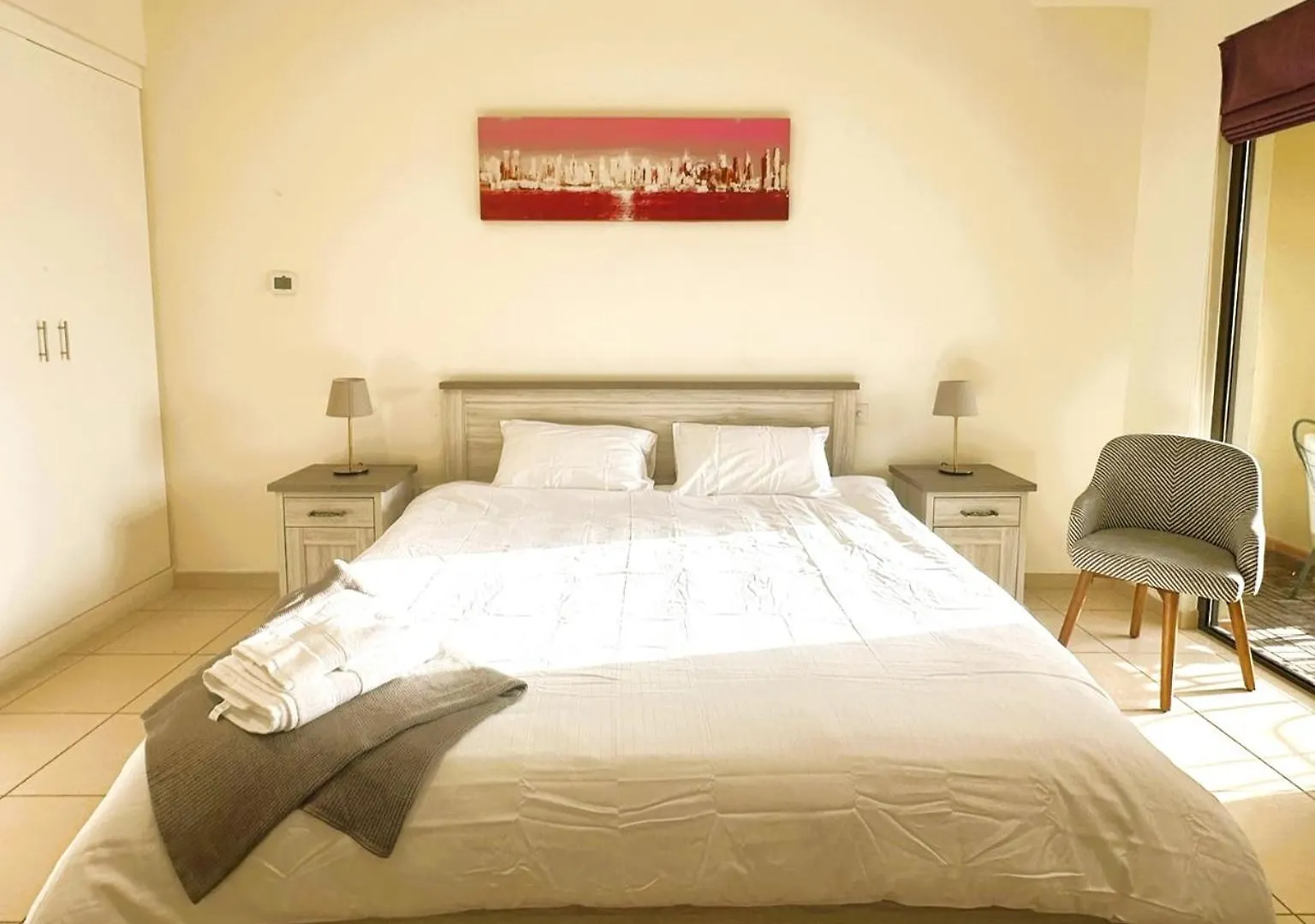 5-Bed, Beachfront Very Spacious Entire Home In Jbr Dubai