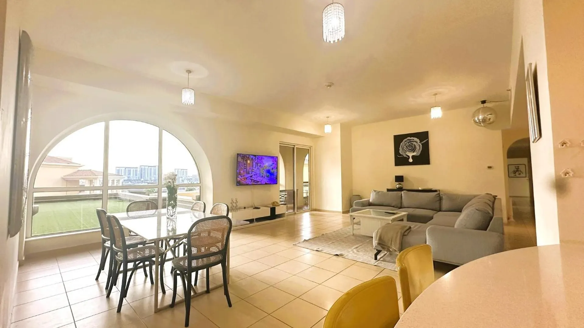 5-Bed, Beachfront Very Spacious Entire Home In Jbr Dubai United Arab Emirates